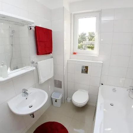 Lila Apartman *